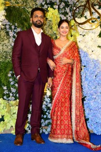 Anand Pandit’s daughter Aishwarya’s Wedding Reception attended by Shah Rukh Khan, Mouni Roy, Abhishek Bachchan, Shriya Saran, Taapsee Pannu, and others
