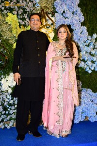 Anand Pandit’s daughter Aishwarya’s Wedding Reception attended by Shah Rukh Khan, Mouni Roy, Abhishek Bachchan, Shriya Saran, Taapsee Pannu, and others