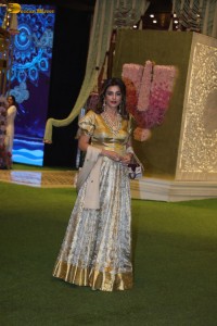 Anant Ambani and Radhika Merchant’s Shiva Shakti Puja attended by Manushi Chhillar, Janhvi Kapoor, Shanaya Kapoor, Sanjay Dutt, Uddhav Thackeray, and others