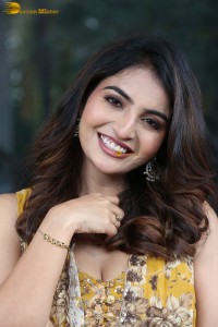 Tollywood actress Ananya Nagalla cute in a yellow dress