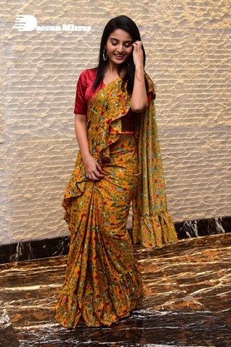 Telugu Heroine Ananya Nagella posing for a photoshoot