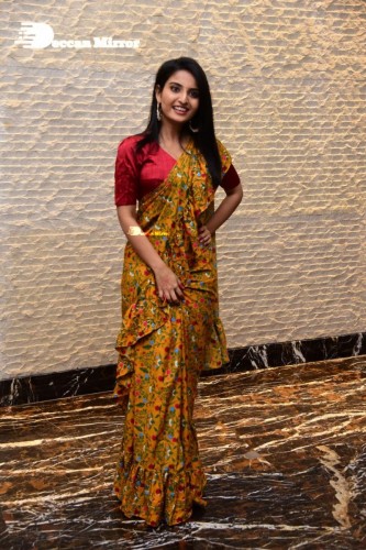 Telugu Heroine Ananya Nagella posing for a photoshoot