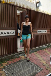 actress Ananya Panday glam looks in green shorts outside her yoga class