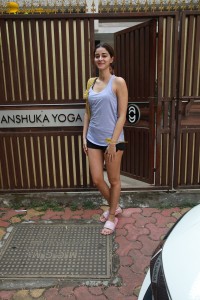 actress Ananya Panday glam looks at her gym