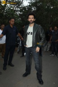 Kartik Aaryan and Ananya Panday promote their film Tu Meri Main Tera Main Tera Tu Meri on Bigg Boss set