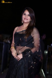 anchor and actress Anasuya Bharadwaj ravishing looks in a black saree