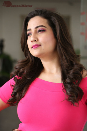 Telugu Actress Manjusha in a pink dress