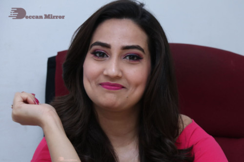 Telugu Actress Manjusha in a pink dress