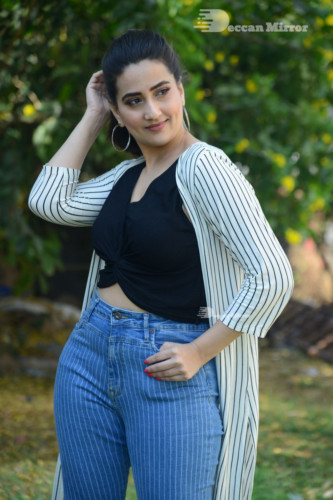 Telugu Anchor and Actress Manjusha Photoshoot