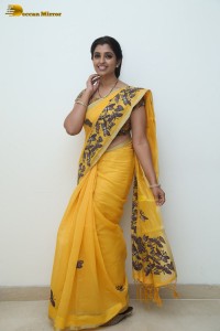 Telugu anchor syamala photoshoot in a yellow saree