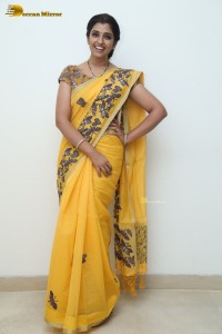 Telugu anchor syamala photoshoot in a yellow saree