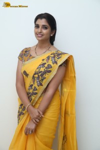 Telugu anchor syamala photoshoot in a yellow saree