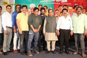 Andharu Bagundali Andhulo Nenundali Press Meet attended by Ali and Brahmanandam