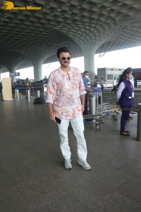 Anil Kapoor spotted in a colorful attire at Mumbai Airport
