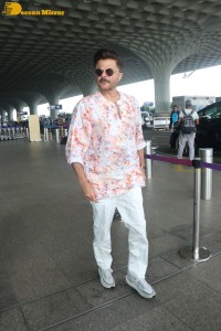 Anil Kapoor spotted in a colorful attire at Mumbai Airport
