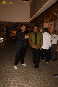 Bollywood star anil kapoor celebrates his birthday with family and friends