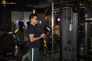 Bollywood star anil kapoor working out at a gym