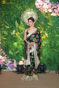 bollywood actress anita raj gorgeous in a black saree