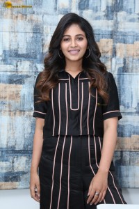 actress anjali sweet looks in a black dress