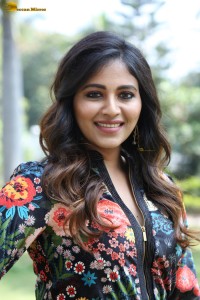 actress Anjali beautiful photoshoot