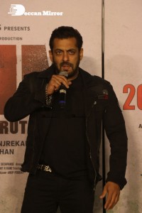 Pictures of Salman Khan and Mahima Makwana from Antim The Final Truth Trailer Launch Event