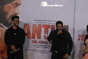 Pictures of Salman Khan and Mahima Makwana from Antim The Final Truth Trailer Launch Event