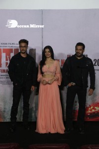 Pictures of Salman Khan and Mahima Makwana from Antim The Final Truth Trailer Launch Event