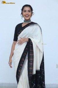 Anupama Parameswaran in a black and white saree