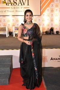 actress anupama parameswaran in a black saree