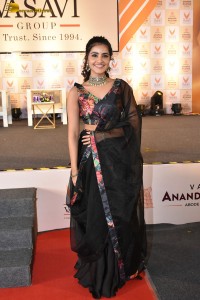 actress anupama parameswaran in a black saree