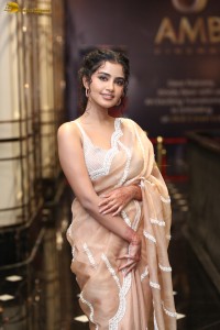 actress Anupama Parameswaran beautiful in a light orange saree
