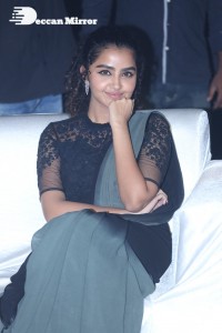Anupama-36