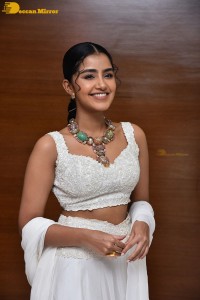 Anupama-Parameswaran-12