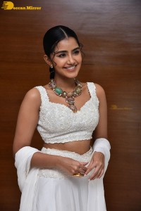 Anupama-Parameswaran-17