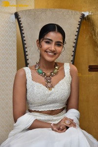 Anupama-Parameswaran-40