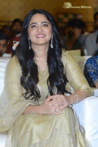 Anushka-2 (34)