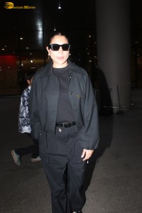 actress Anushka Sharma in black overalls spotted at mumbai airport