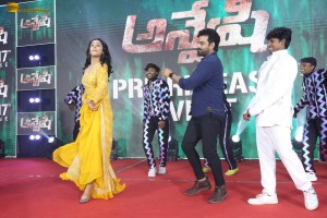 Anveshi Pre-Release Function attended by Vijay Dharan and Simran Gupta