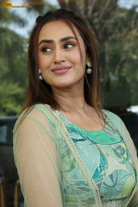 actress archana iyer beautiful in a green dress