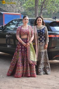 Arjun Tendulkar’s Mehendi Ceremony attended by Sachin Tendulkar, Anjali Tendulkar, Sara Tendulkar, Raj Thackeray, and other celebrities