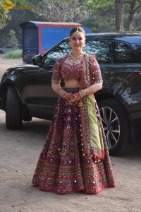 Arjun Tendulkar’s Mehendi Ceremony attended by Sachin Tendulkar, Anjali Tendulkar, Sara Tendulkar, Raj Thackeray, and other celebrities
