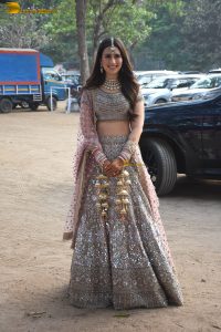 Arjun Tendulkar’s Mehendi Ceremony attended by Sachin Tendulkar, Anjali Tendulkar, Sara Tendulkar, Raj Thackeray, and other celebrities