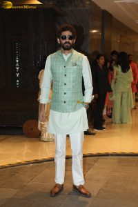 Arjun Tendulkar’s Wedding Ceremony attended by Tendulkar family, Ambani family, Bachchan family, Shah Rukh Khan family, Aamir Khan, and several cricketers and celebrities