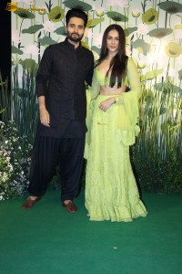 Arpita and Aayush’s Diwali Party attended by Salman Khan, Shilpa Shetty, Rakul Preet Singh, Saiee Manjrekar, Huma Qureshi, and others