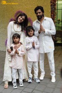 Bollywood Celebrities including Salman Khan have attended the Ganesh Chaturthi Celebrations at Arpita’s house