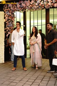 Bollywood Celebrities including Salman Khan have attended the Ganesh Chaturthi Celebrations at Arpita’s house