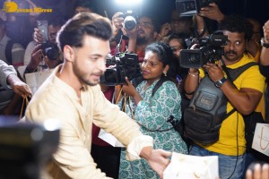 Bollywood Celebrities including Salman Khan have attended the Ganesh Chaturthi Celebrations at Arpita’s house