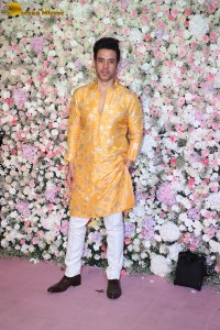 Arpita’s Eid Party attended by Salman Khan, Anil Kapoor, Aamir Khan, Pooja Hegde, Huma Qureshi, Dia Mirza, Bhagyashree, Tabu and others
