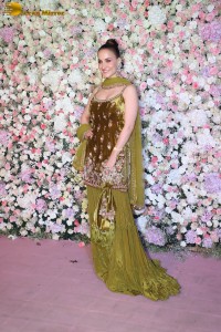 Arpita’s Eid Party attended by Salman Khan, Anil Kapoor, Aamir Khan, Pooja Hegde, Huma Qureshi, Dia Mirza, Bhagyashree, Tabu and others