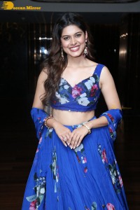 Telugu film actress Asha Bhat in a blue dress